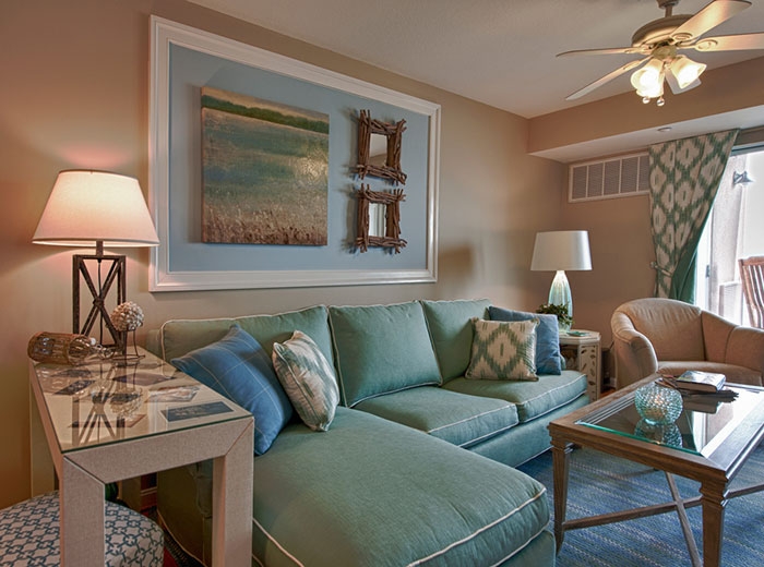 Coastal Condo Fitzsimmons Design